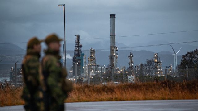 Mongstad: Opprettet sikkerhetssone – situasjonen er under kontroll