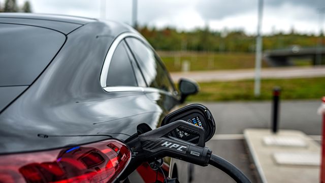 Naf: Enkelte distriktskommuner har høyere elbil-salg enn Oslo