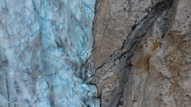 Fotograf dokumenterer smeltende isbreer: – Det gjør vondt å miste dem