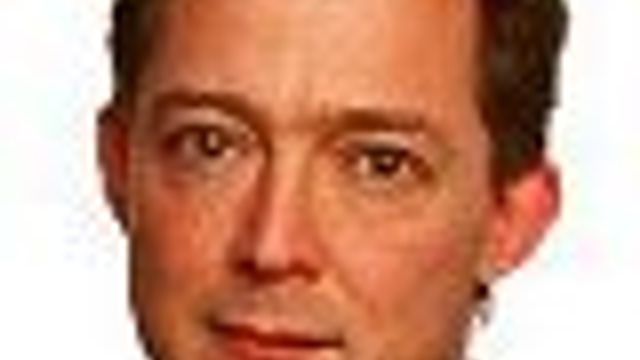 Mogul kutter videre