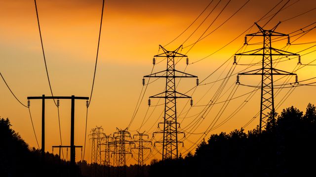 Struping av strømkabel til Storbritannia gir milliontap for strømselskapene