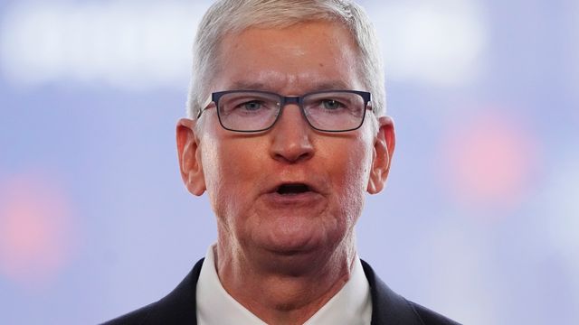Apple-sjefen får kraftig lønnskutt
