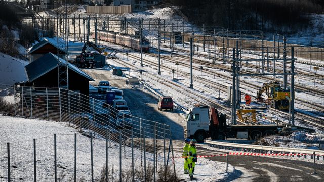 Follobane-entreprenøren fortsetter egen jakt på årsaken til brannene