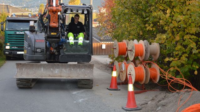 Netel-kontrakt for opptil 300 millioner med Viken Fiber