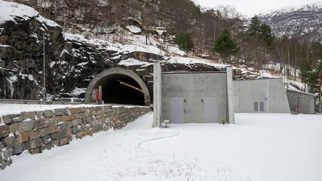 Overleverte oppgraderte tunneler i Lærdal