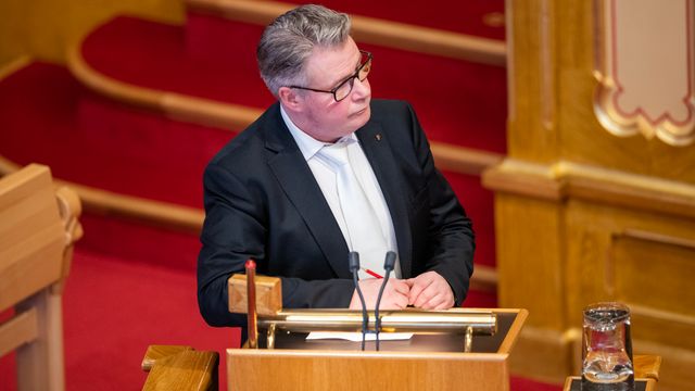 Amundsen gir seg ikke om justisministerens Tik Tok-telefon