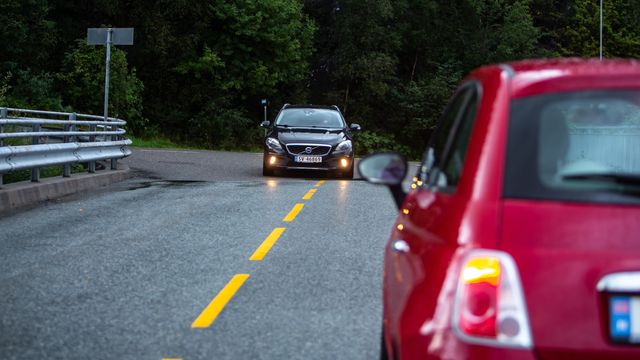 Rekordmange bilskader i fjor – parkeringsbulking økte med 17 prosent