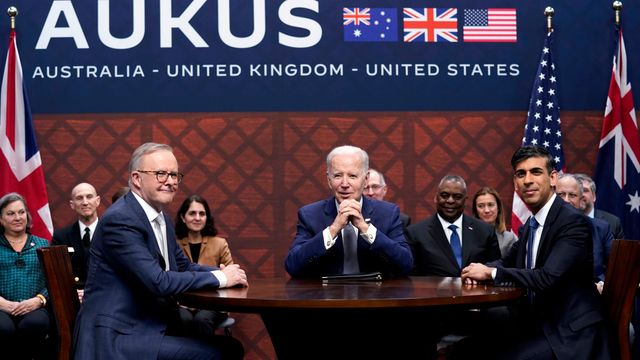 Kina hardt ut mot at Australia skal ruste opp med atomdrevne ubåter