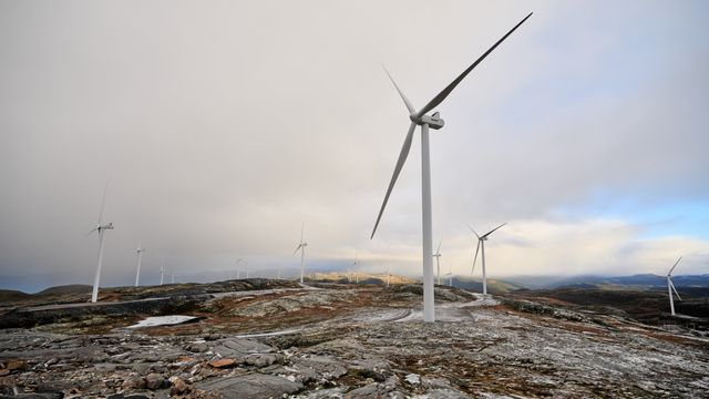 Flertall sier nei til riving av omstridte vindturbiner