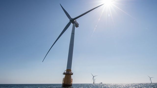 Vil bygge gigantpark som skal ruve 370 meter over overflaten seks mil utenfor kysten