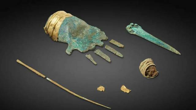 Den 3500 år gamle hånden er fortsatt et mysterium for forskere