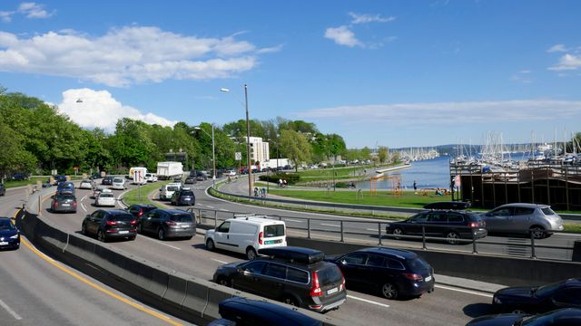 Tryggest å kjøre bil i Norge