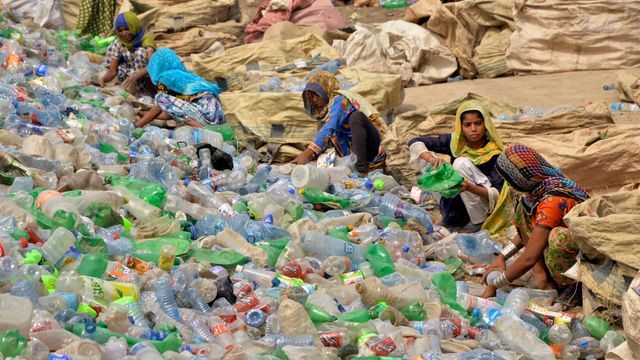 FN: De neste årene er avgjørende for å få kontroll på plastforsøplingen