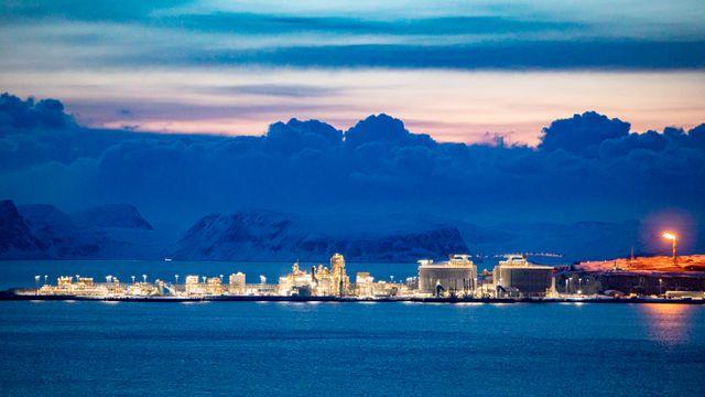 Elektrifisering av Melkøya: NVE anbefaler sjøkabel og jordkabel i tunnel