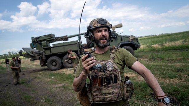 Biden bekrefter at USA vil gi omstridte klasevåpen til Ukraina