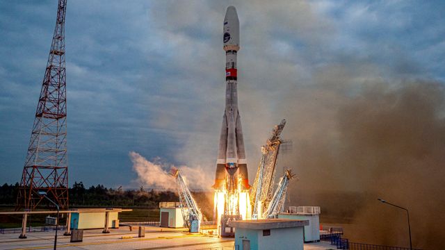Russisk romfartøy i bane rundt månen