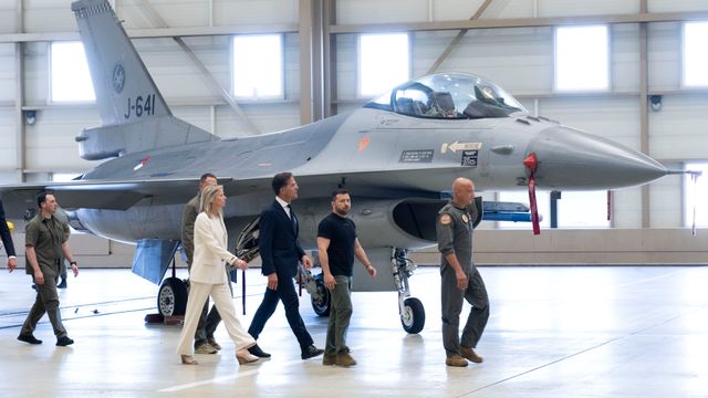 Nederland og Danmark gir Ukraina F-16-fly, bekrefter Nederlands statsminister
