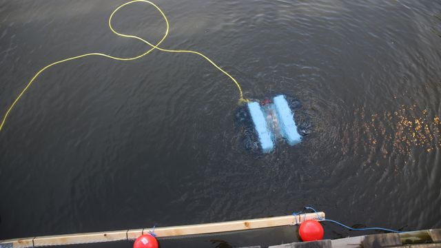 Har fått roboten til å følge nota og oppdage hull på egen hånd