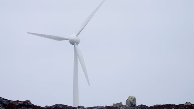 Det blir skatt på vindkraftanlegg på land fra 2024