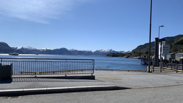Fjord1 får kontrakt på Lavik-Oppedal for 2,74 mrd