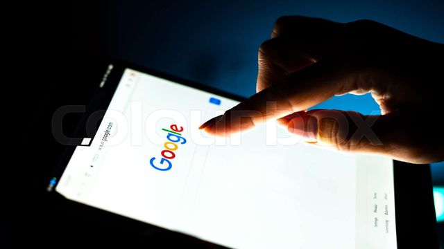 Google betaler ekstreme summer for å beholde statusen som standard søkemotor