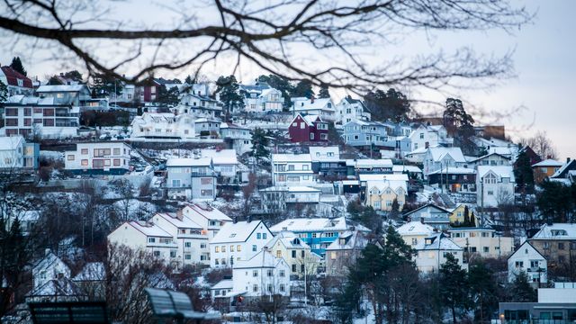 Boligprisfall i desember – Eiendom Norge venter kraftig oppgang i 2024