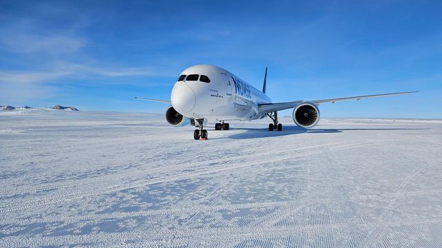 Første norske Dreamliner har fløyet til Antarktis