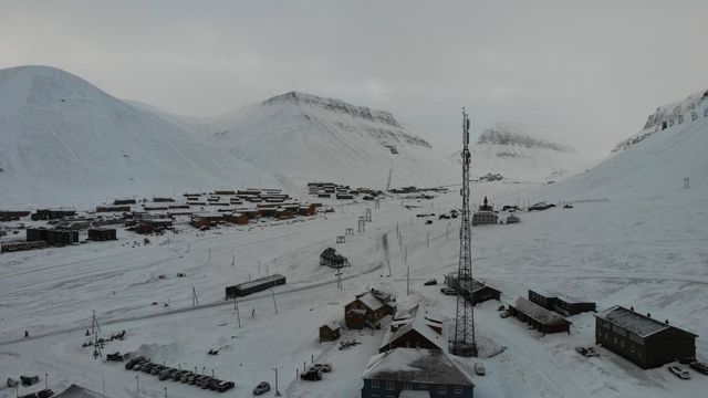 Nkom lyser ut frekvenser på Svalbard og offshore - viktig for utrulling av 5G