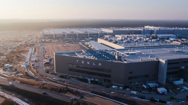 Rødehavet-problemer stanser tysk Tesla-produksjon