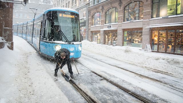 Samferdselsdepartementet: Må forberede oss på ekstreme vintre, og full stans av kollektivtrafikken fremover