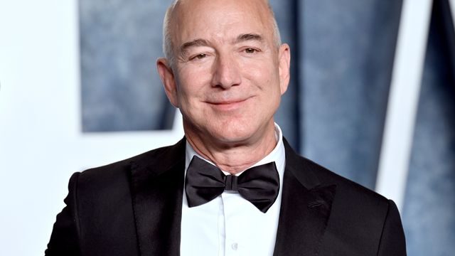 Jeff Bezos selger Amazon-aksjer for 2 milliarder dollar