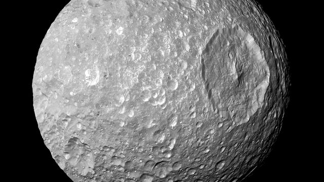 Er det liv på «dødsstjernen» Mimas?