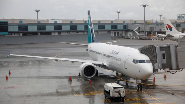 Flyplass vil kreve grønnere flydrivstoff for alle avganger fra 2026