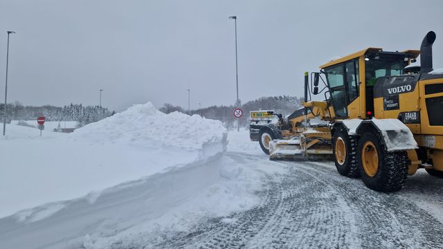 Ny kontrakt til 731 millioner skal gi færre vinterproblemer på Sørlandsveiene