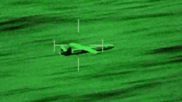 Skyter ned drone på vei mot skip i Rødehavet