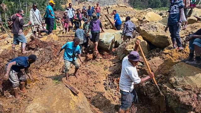 Papua Ny-Guinea: Over 2000 mennesker begravet under jordmasser