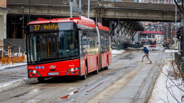 Ruter ble advart: Pekes på som en viktig årsak til busskaoset i Oslo
