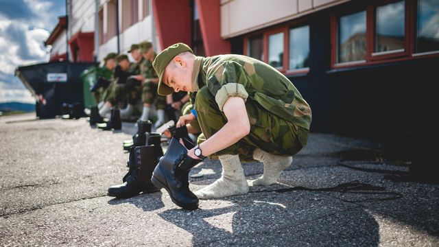 M/77-støvelen pensjoneres – sjekk hva nabolandene våre bruker