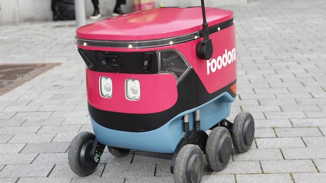 Foodora tester matlevering med robot – tror det blir vanlig innen et par år