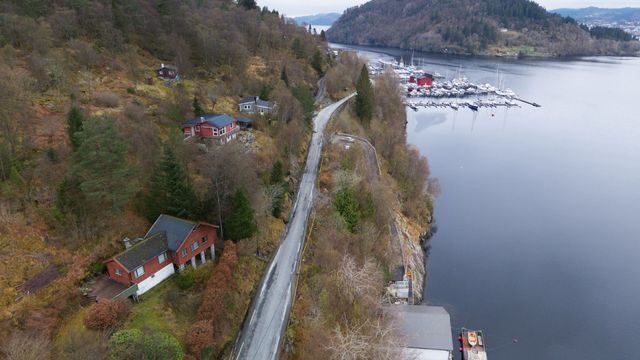 Her kommer det ny vei med opp mot 20 meter høye skjæringer