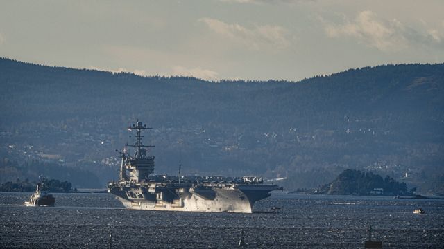 Hangarskipet har alene minst like stor slagkraft som hele Luftforsvaret