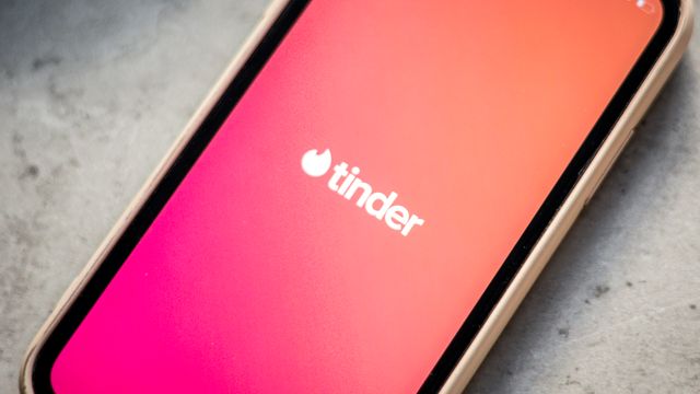 Hva har Tinder og sjakk til felles? Vi dykker ned i algoritmene bak moderne dating