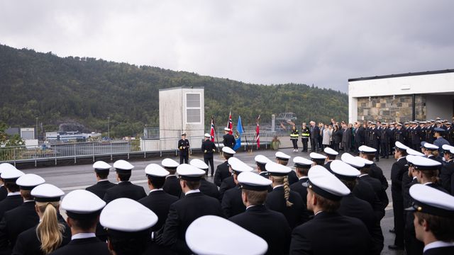 45 offiserer møter staten i retten