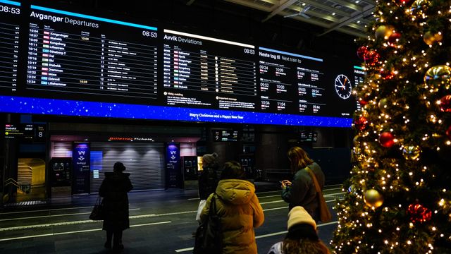 Togkaoset: Setter i gang deler av togtrafikken