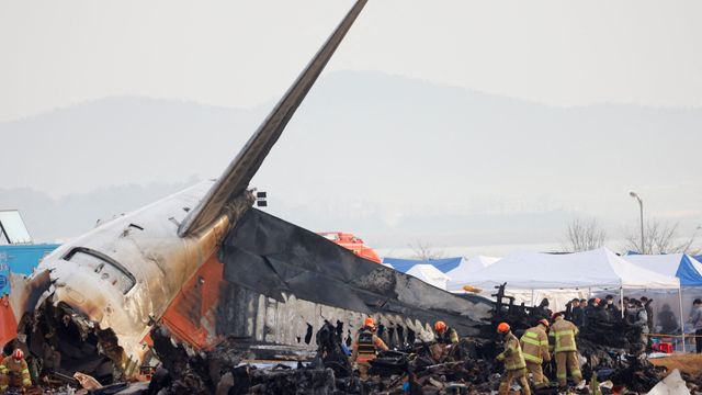 Sør-Korea skal undersøke alle Boeing 737-800-fly etter helgens ulykke