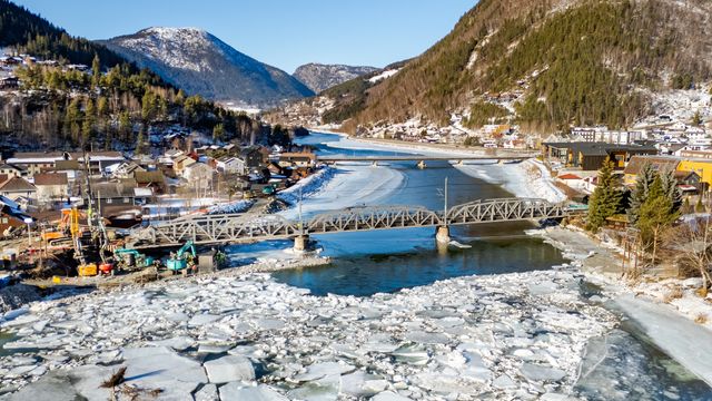 Togselskap kritisk til at Bane Nor holdt Otta bru åpen: – Kunne blitt en kjempeulykke