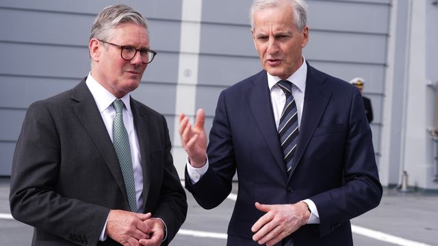 Støre hadde besøk av Starmer – vil ikke røpe fregattbeslutning