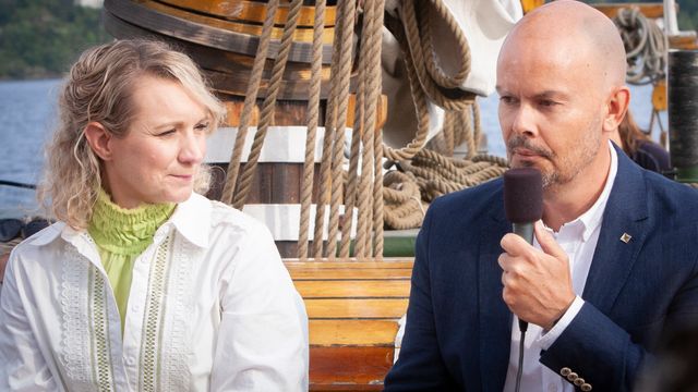 Millioner til KI-folk i Nkom og bedre Svalbard-fiber