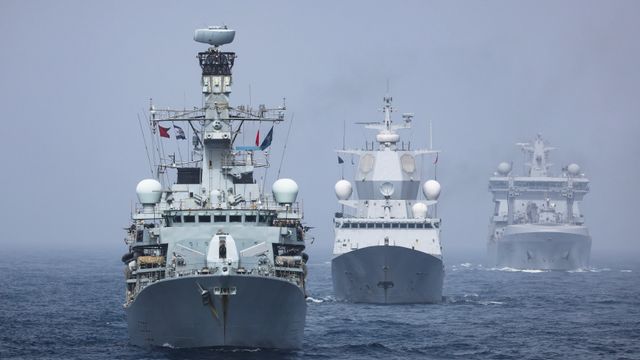 Britisk fregatt har med norske sjømålmissiler til Stillehavet