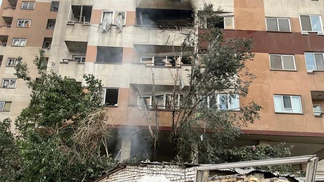 Militærtopper drept og atomanlegg truffet i Israels angrep mot Iran